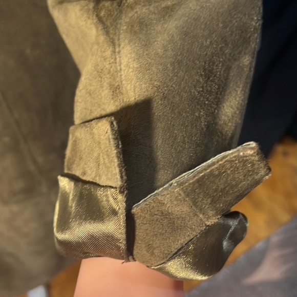 suede coat, sophisticated dark olive green color - EUC - Picture 13 of 14